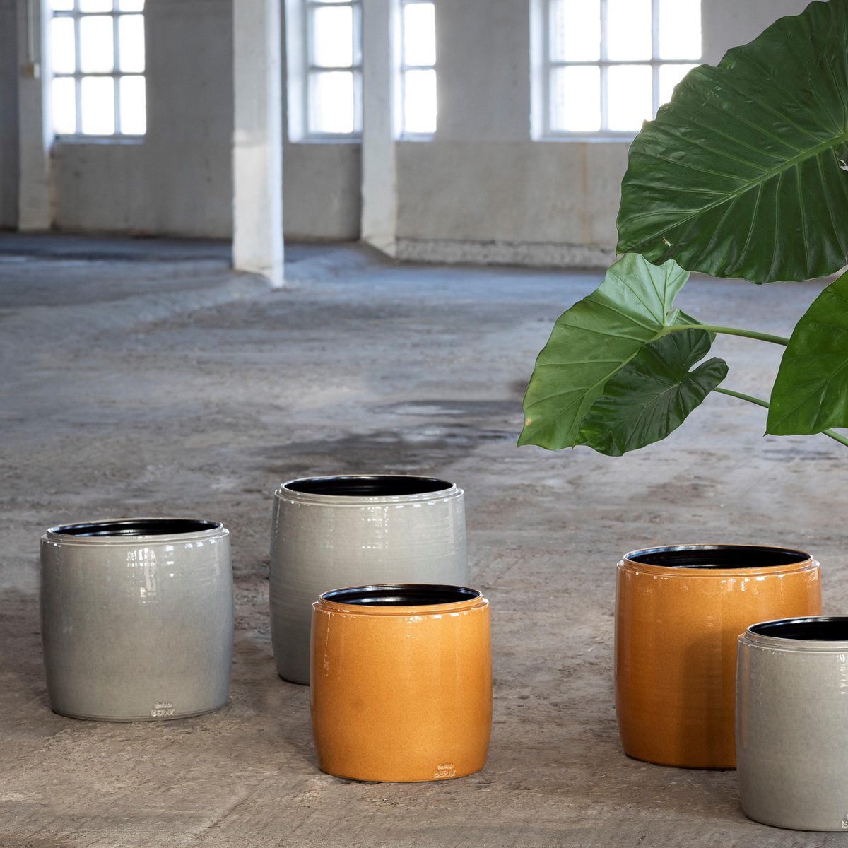 SIERPOT GRIJS - MEDIUM