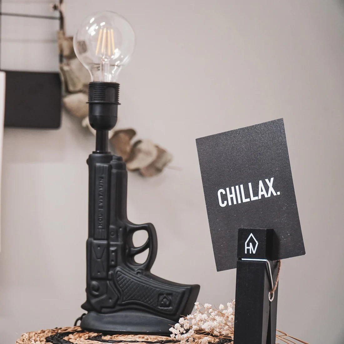 TABLE LAMP GUN BLACK