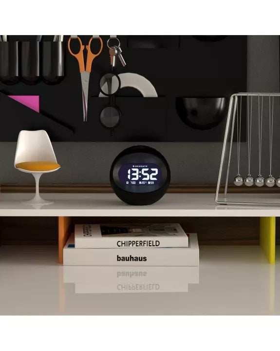 CENTRE OF THE EARTH ALARM CLOCK - ZWART