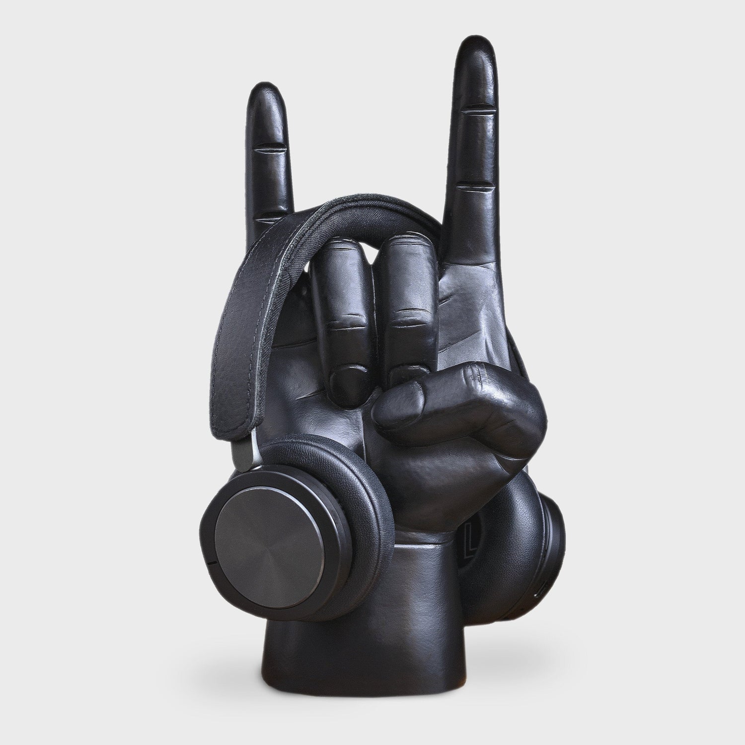 BLACK ROCK ON HEADPHONE STAND