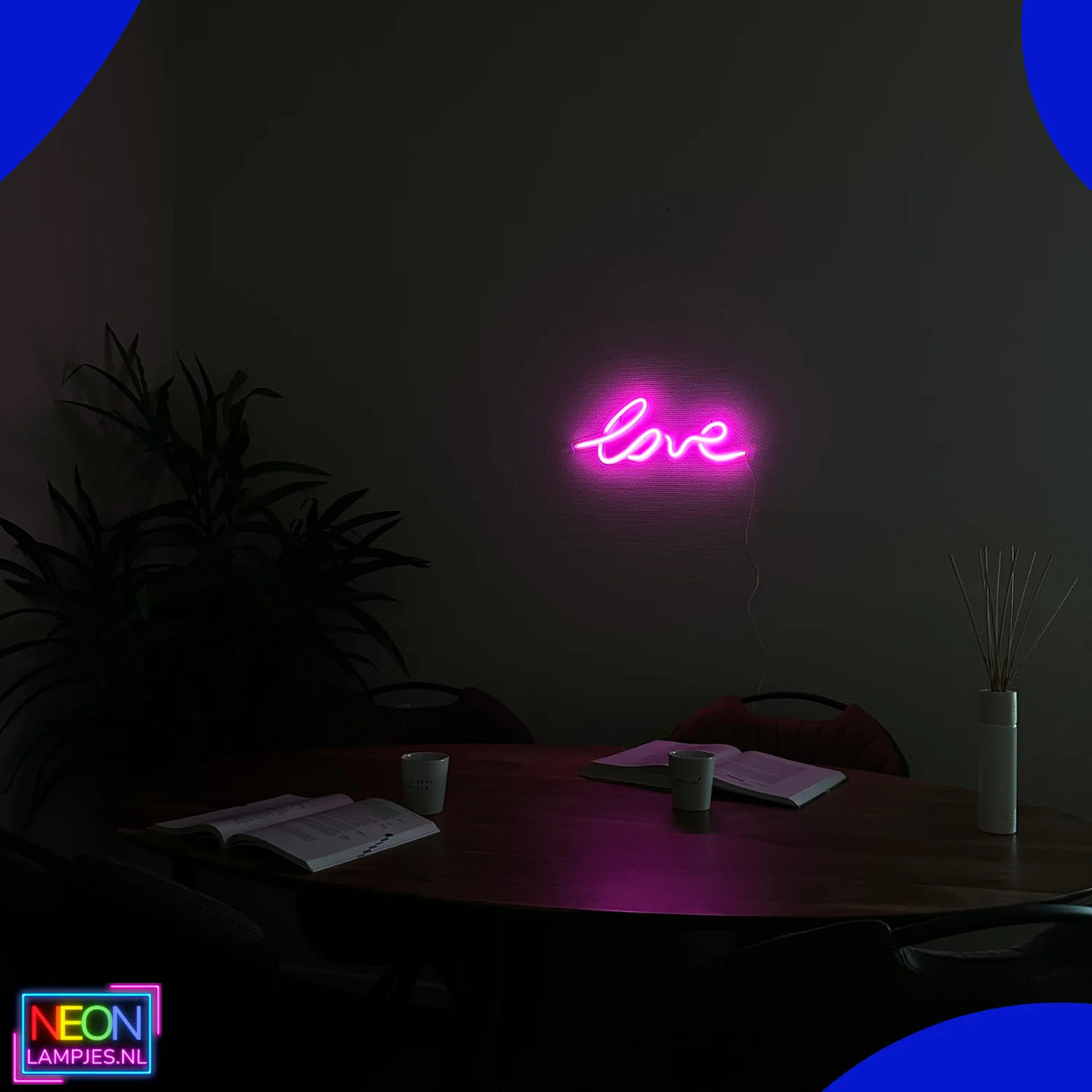 NEON LAMP - LOVE