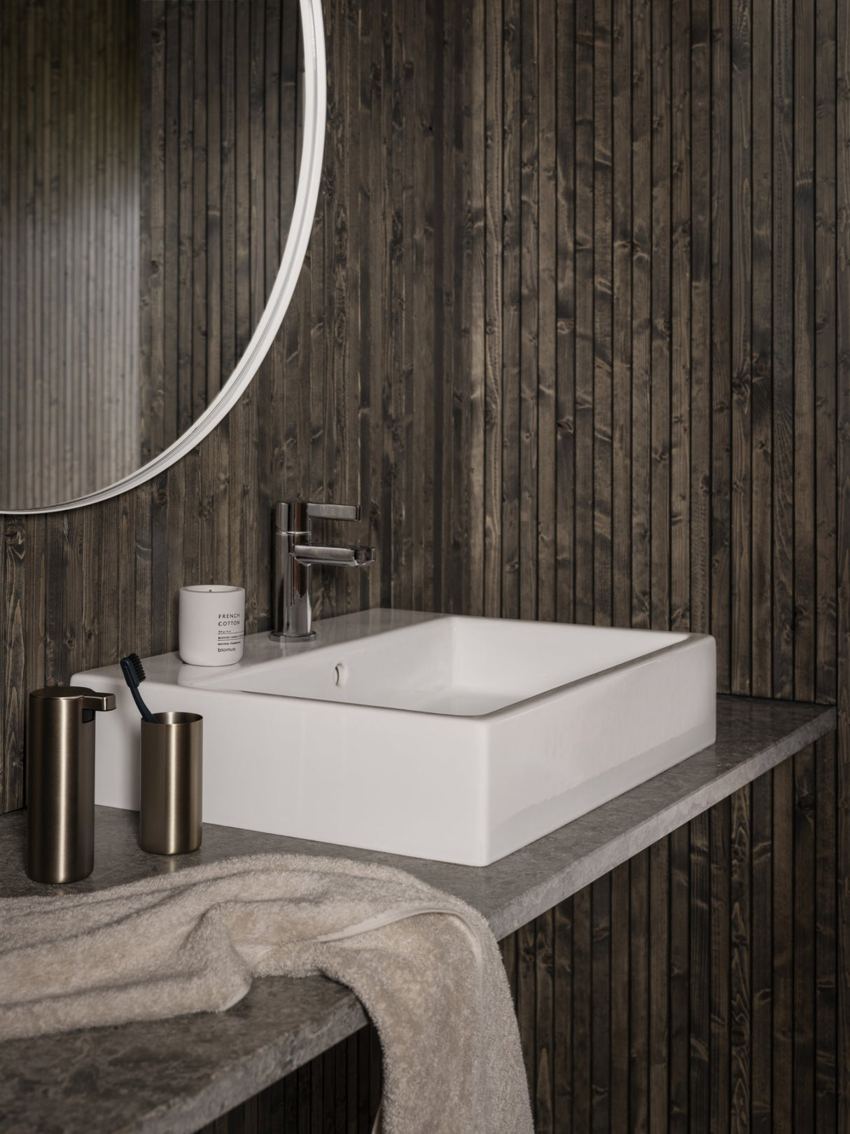 FRAGA GEURKAARS LILY WHITE - LARGE