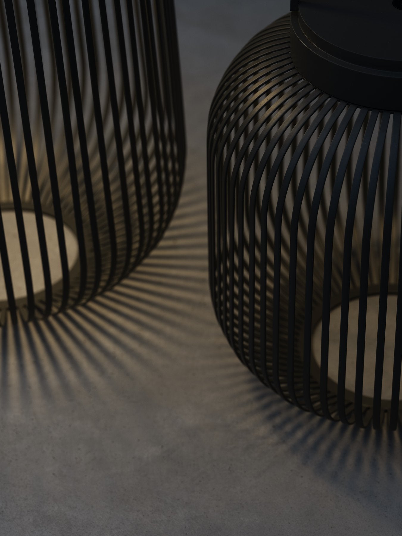 LITO - LED LAMP BLACK - LARGE