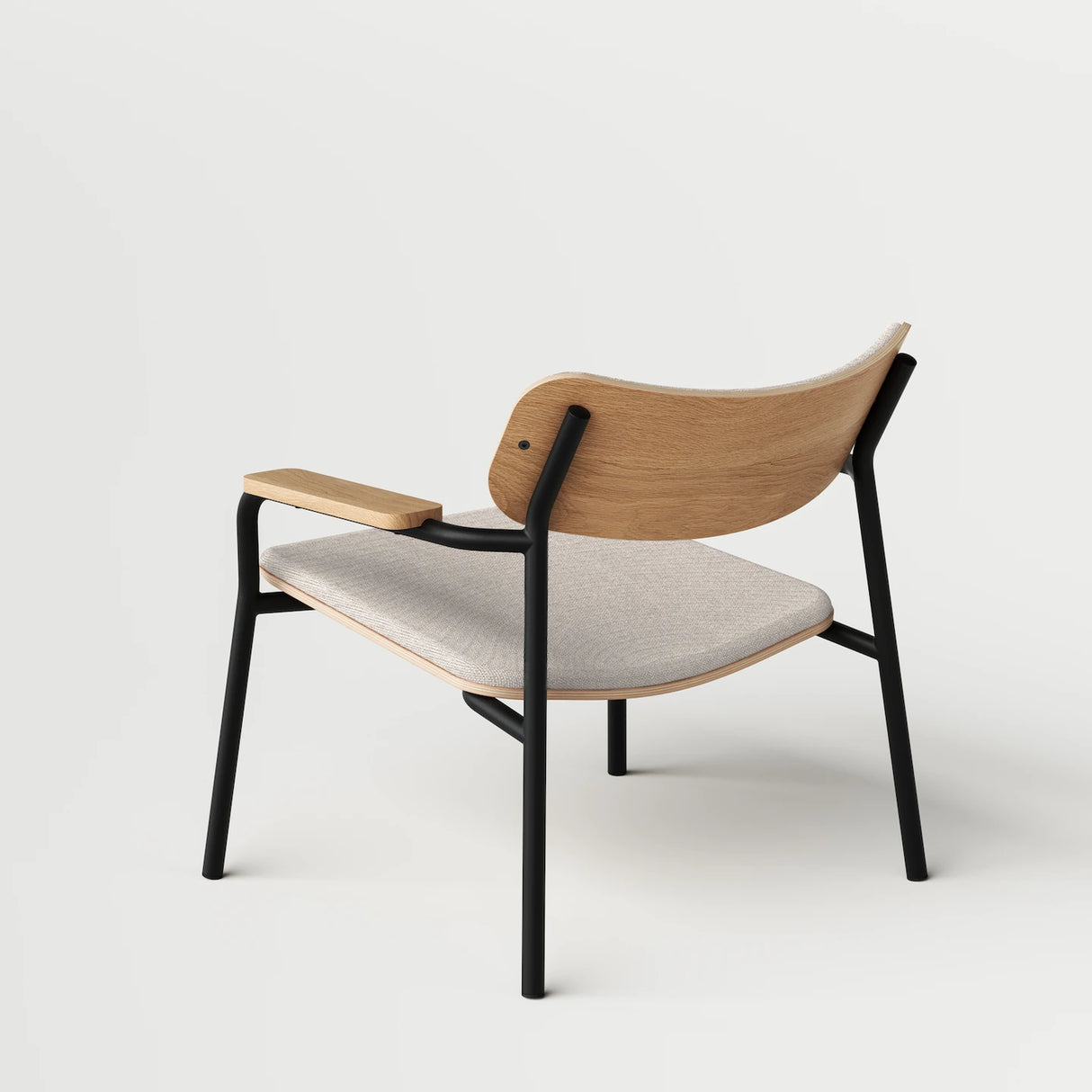 ETUDE LOUNGE CHAIR - BEIGE STOF MET ARMLEUNING