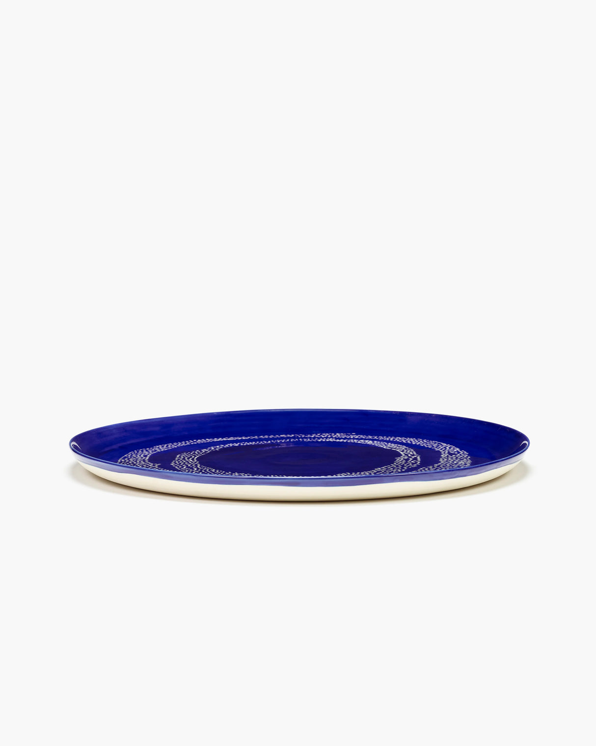 OTTOLENGHI SERVEERBORD - BLAUW/WITTE STIPPEN