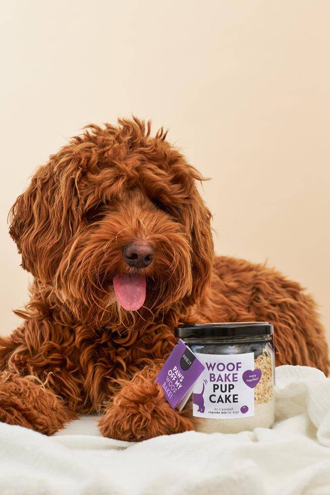 WOOF BAKE PUPCAKE