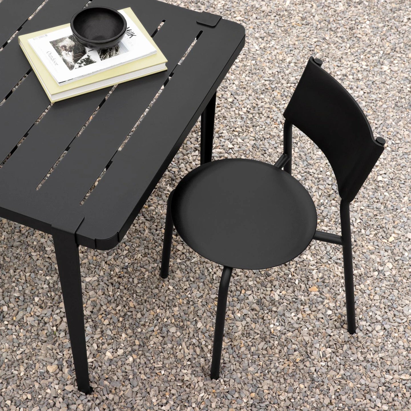 MIDI OUTDOOR TABLE - ZWART