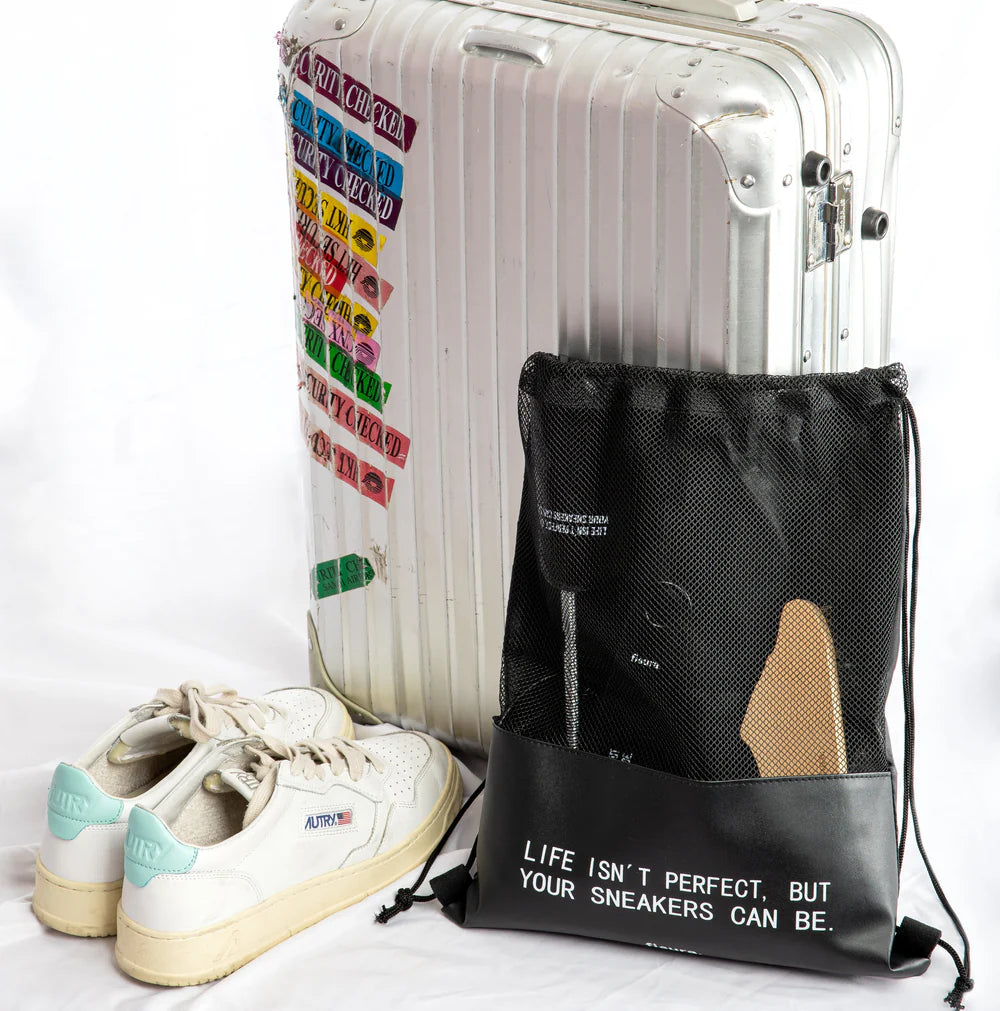 SNEAKERS TRAVEL KIT