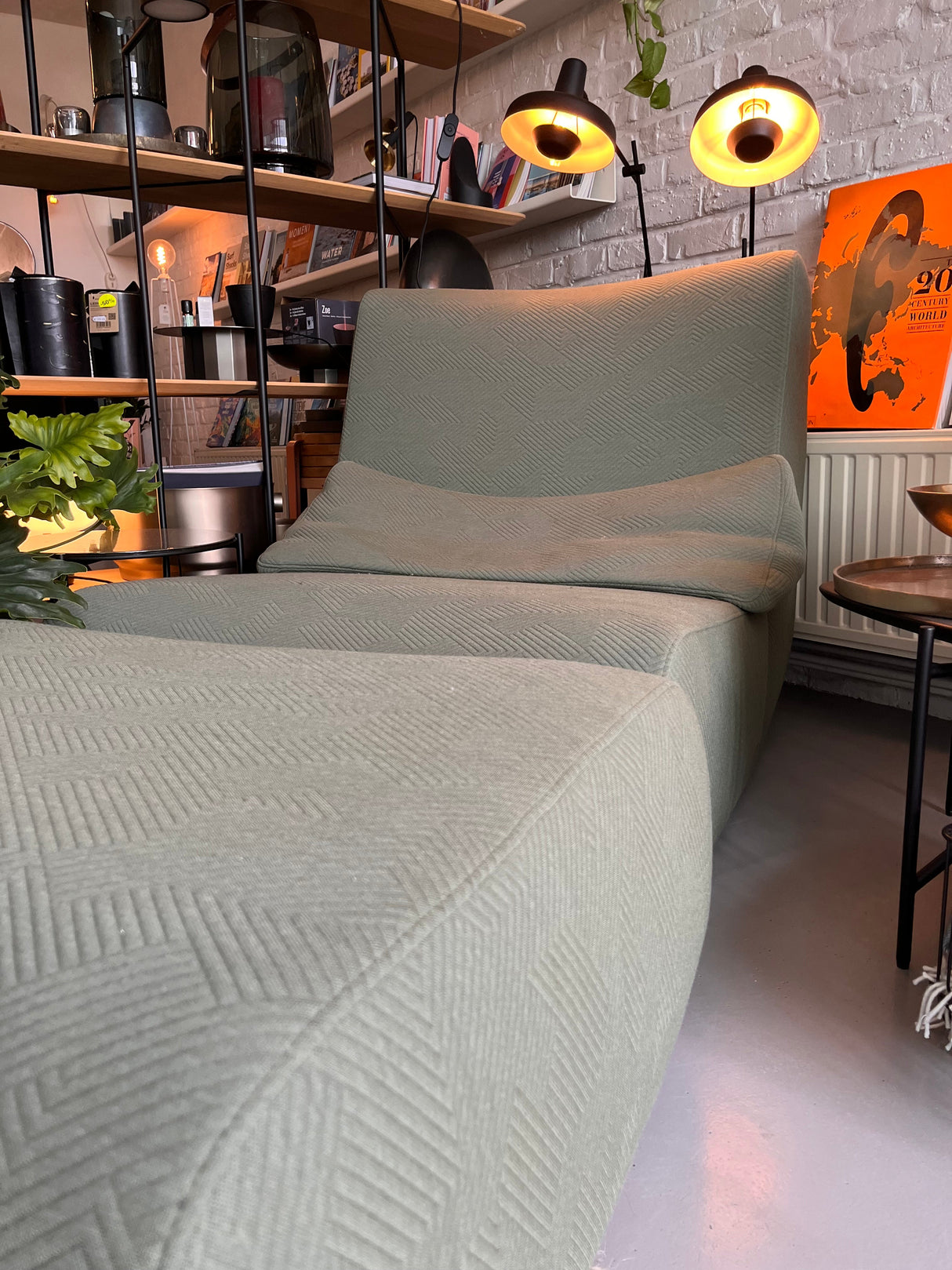 SHOWROOMMODEL ABSENT SOFA