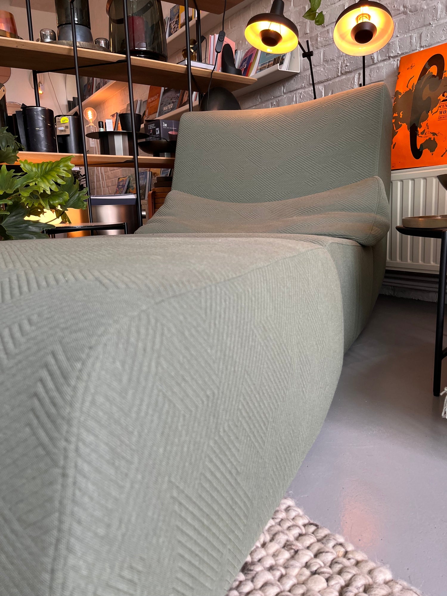 SHOWROOMMODEL ABSENT SOFA