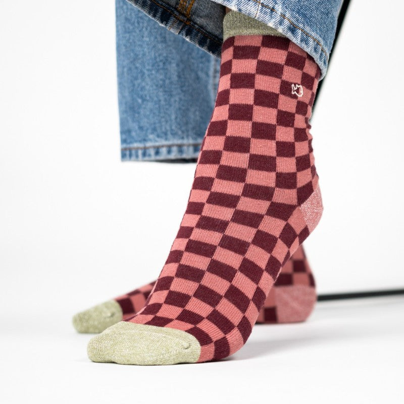 VROUWENSOKKEN - CHECKED BURGUNDY & PINK