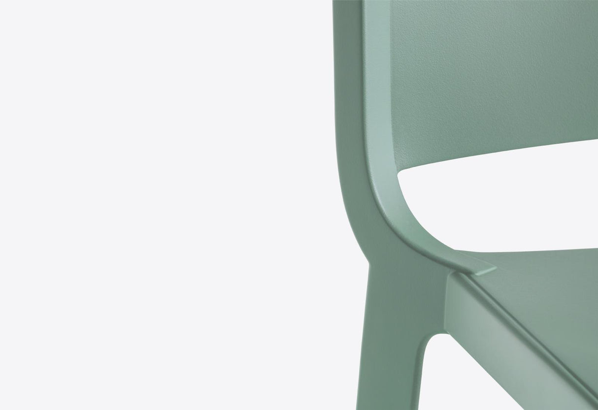 BARSTOEL DOME  262 - 263