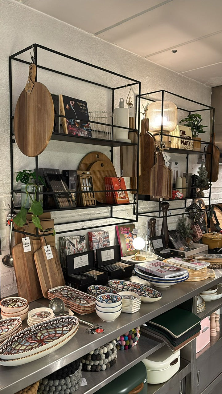 SHOWROOMMODELLEN - WANDREK ZWART