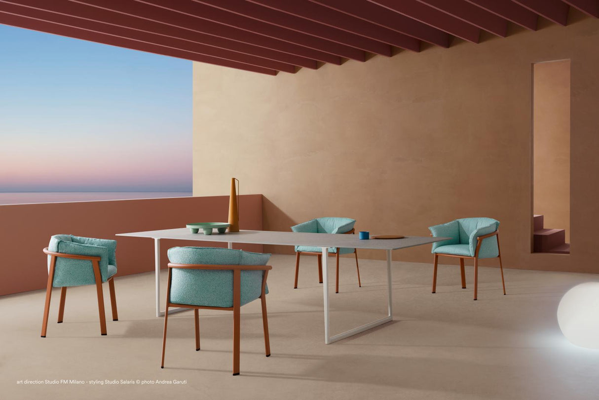 TOA OUTDOOR TAFEL - STONE 3471