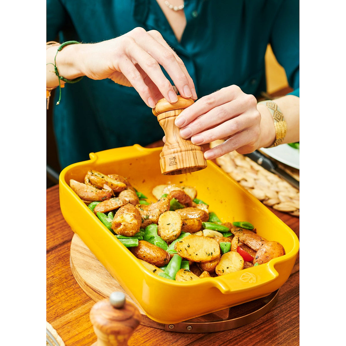 APPOLIA RECHTHOEKIGE OVENSCHAAL - SAFFRAAN GEEL