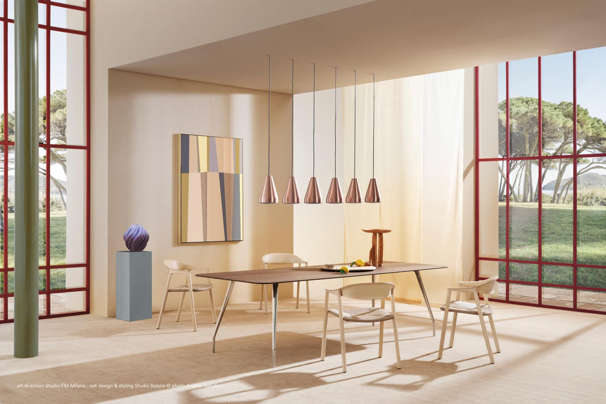 RIZZ TAFEL MET WALNOOT BLAD