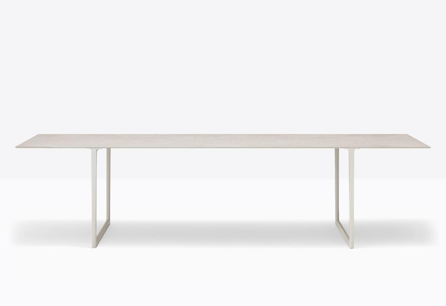 TOA OUTDOOR TAFEL - STONE 3471