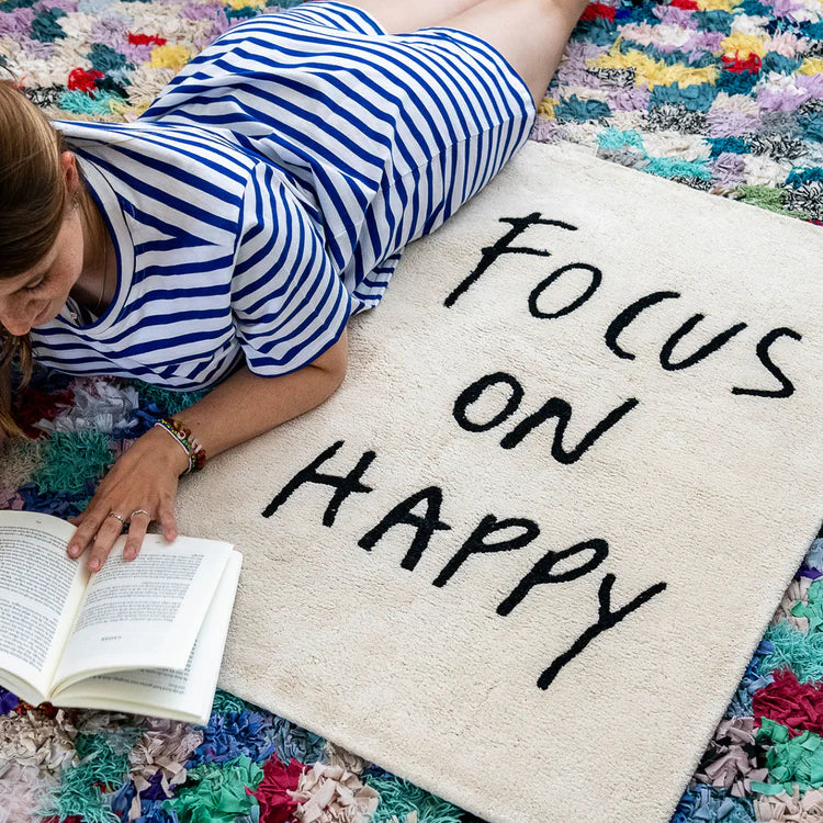 BADMAT / TAPIJT : FOCUS ON HAPPY