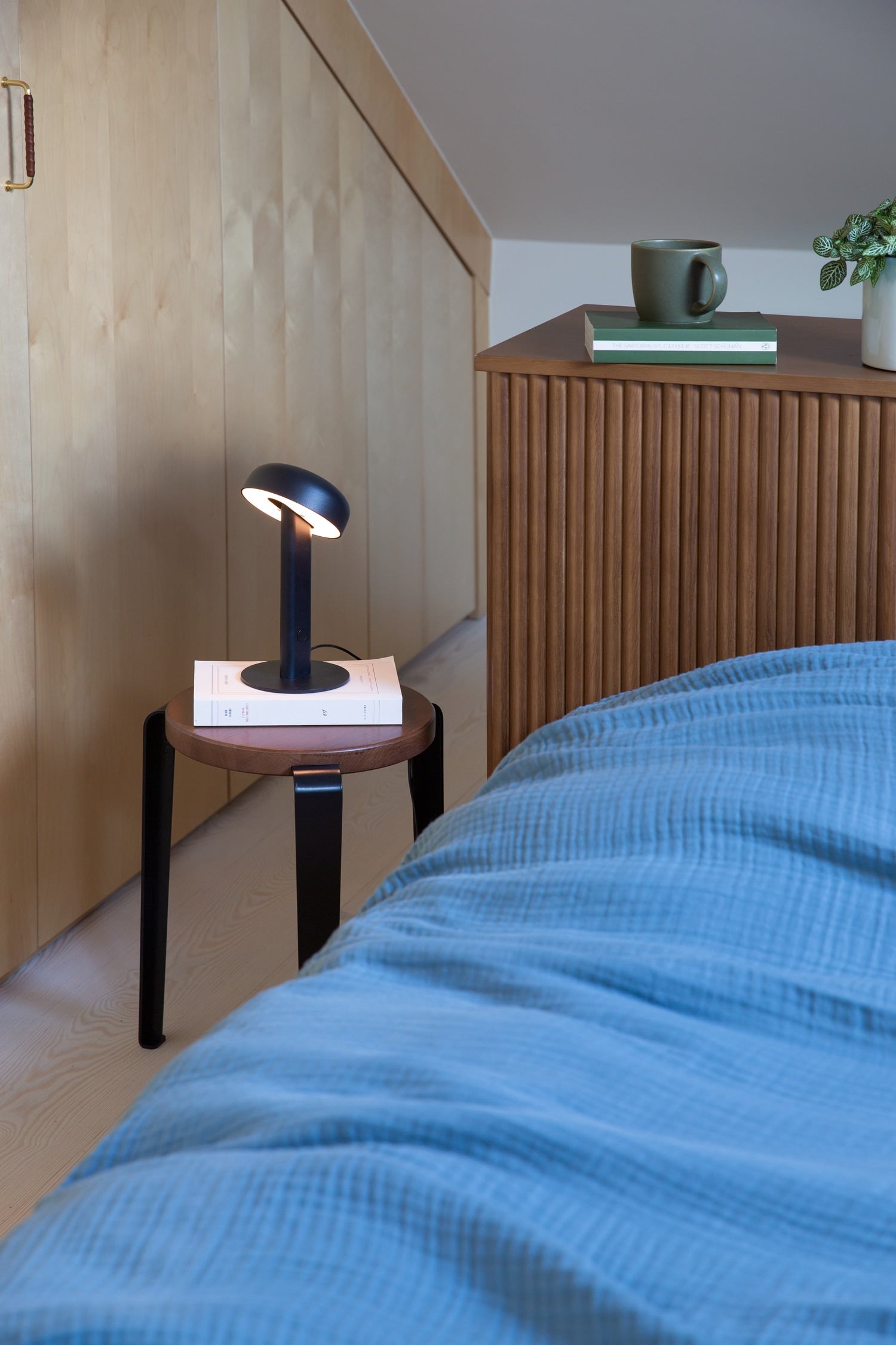 NOD TABLE LAMP - ZWART