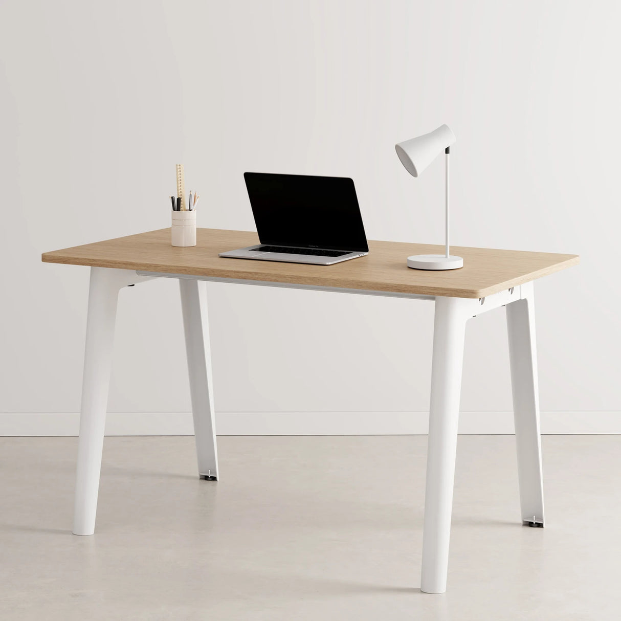 NEW MODERN DESK - WIT