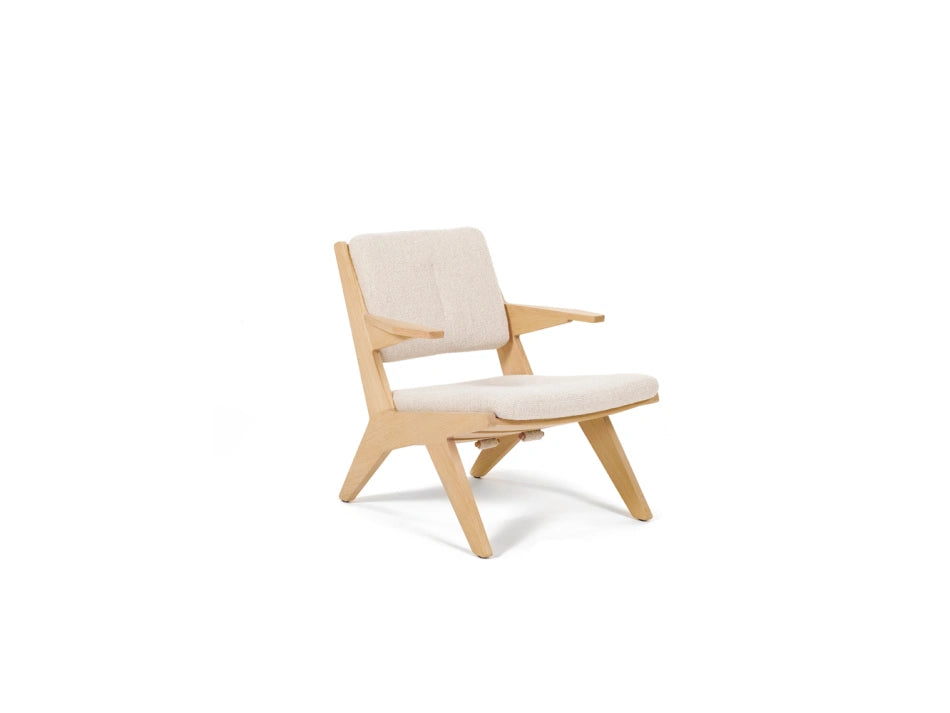 TOGGLE EASY CHAIR