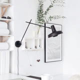 ARIGATO WANDLAMP MEDIUM - ZWART