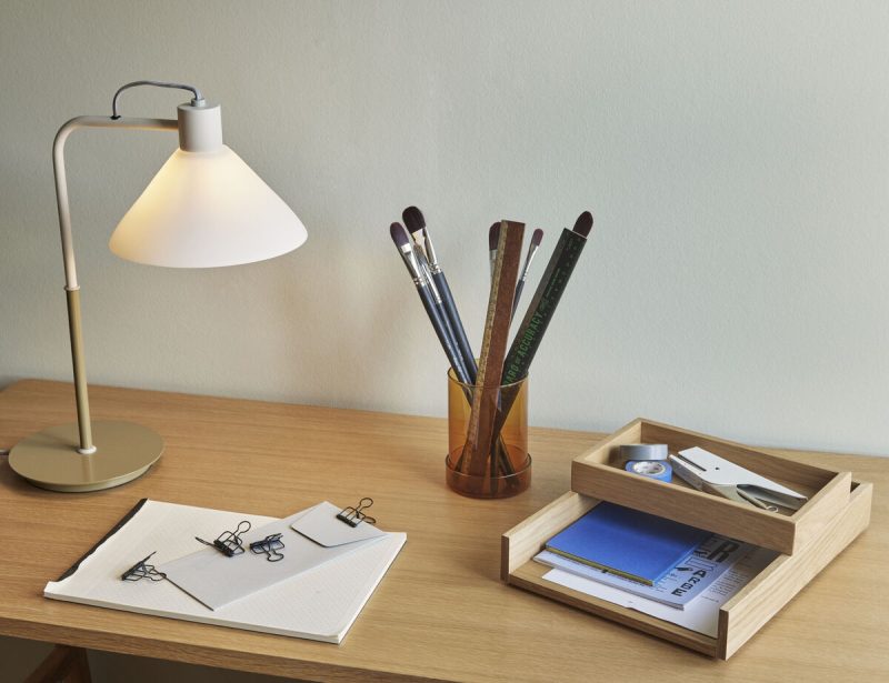 BUREAU ORGANIZER HOUT