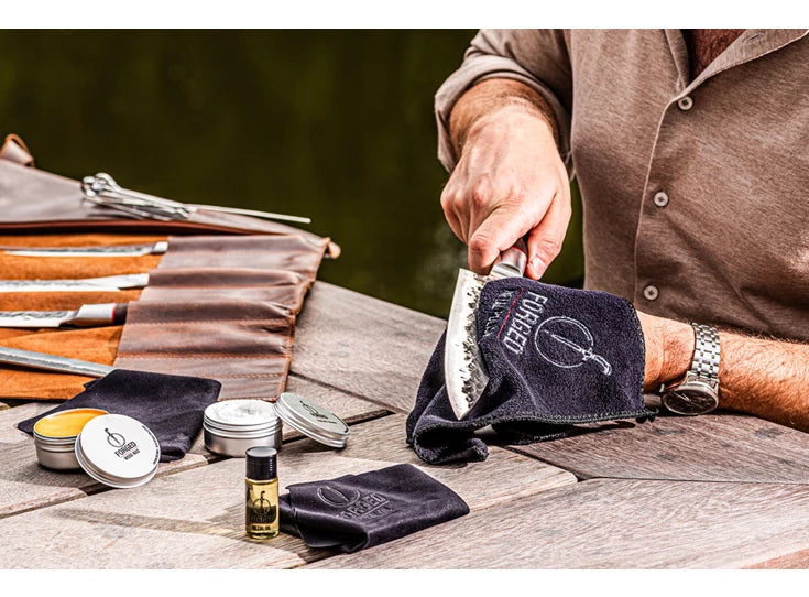 ESSENTIALS ONDERHOUDSET