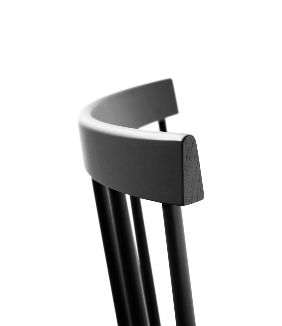 J46 CHAIR - ZWART