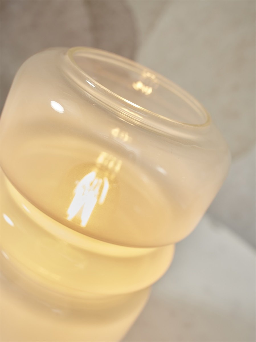 TAFELLAMP VERONA / MELKGLAS