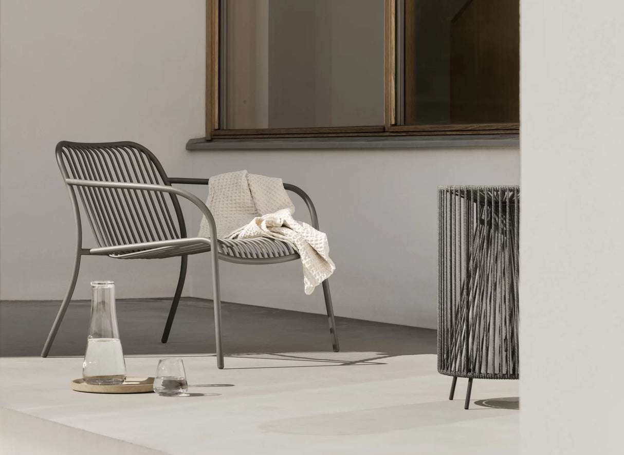 LOUNGE WIRE CHAIR - GRANITE GRAY