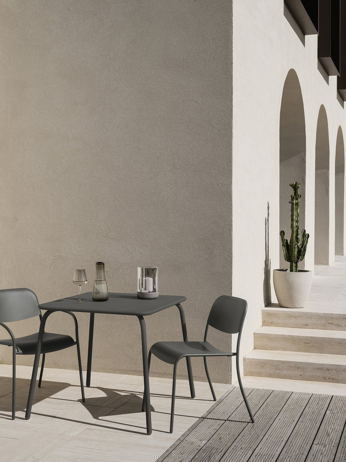 BISTRO TABLE - GRANITE GREY 80x80 CM