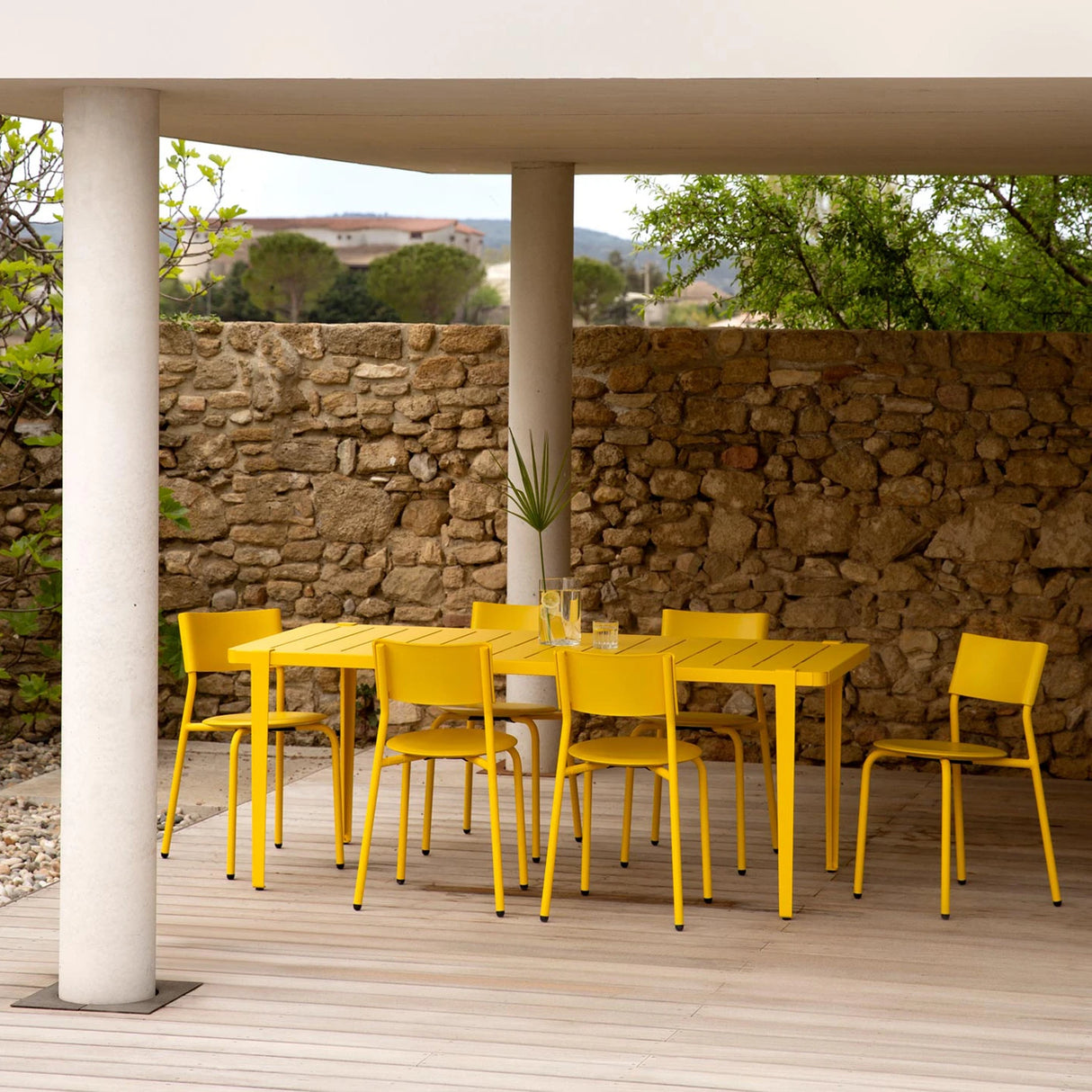 MIDI OUTDOOR TABLE - GEEL
