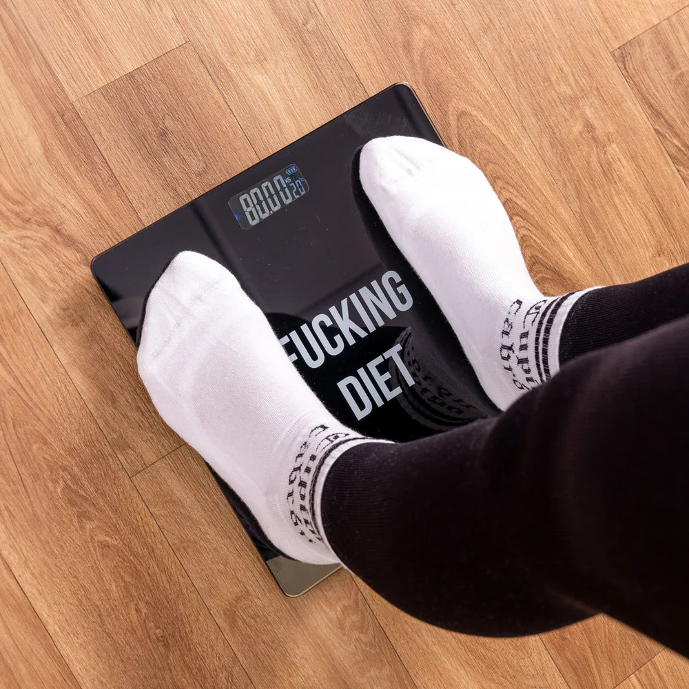 WEEGSCHAAL "FUCKING DIET"