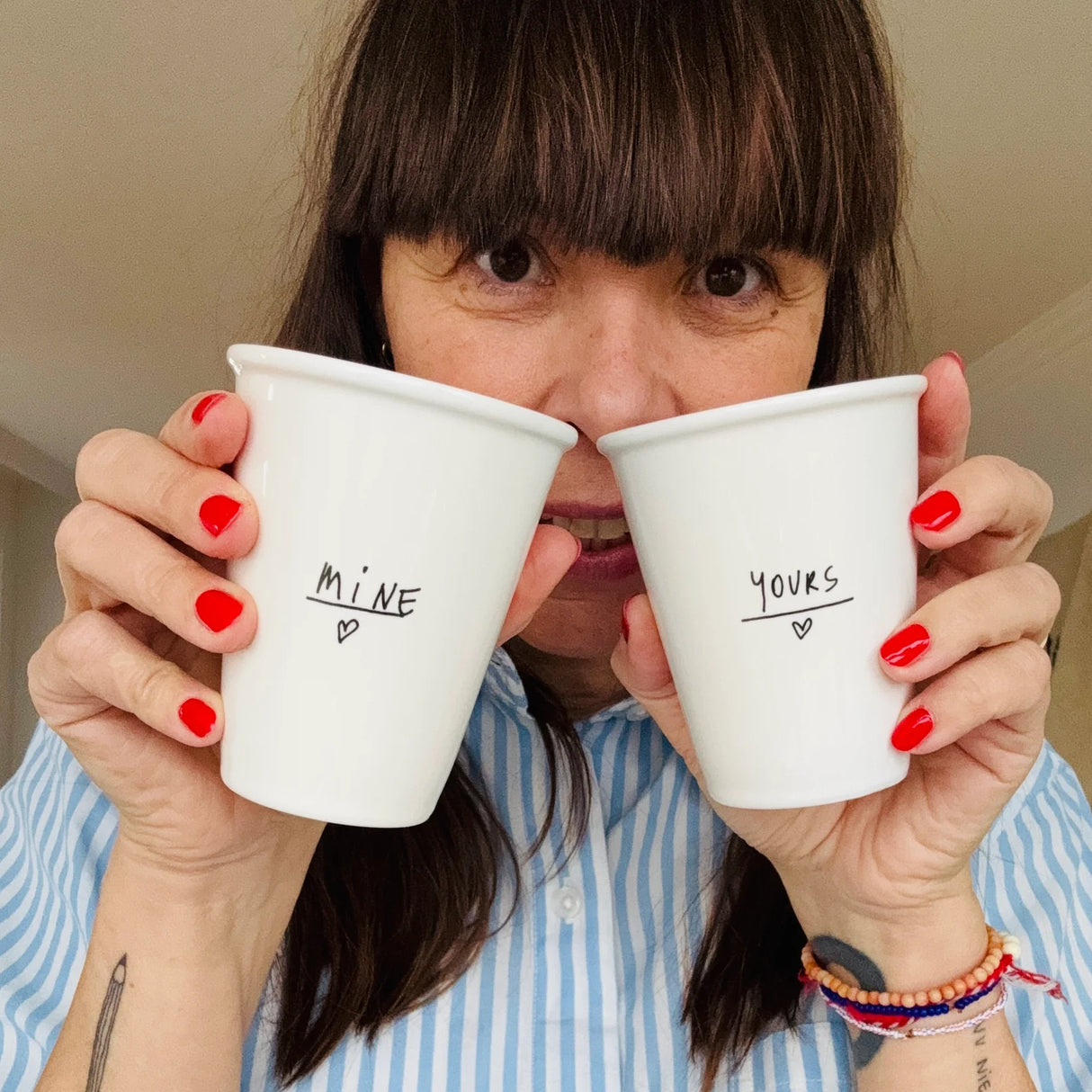 BEKERS MINE & YOURS +  GRATIS LEPEL