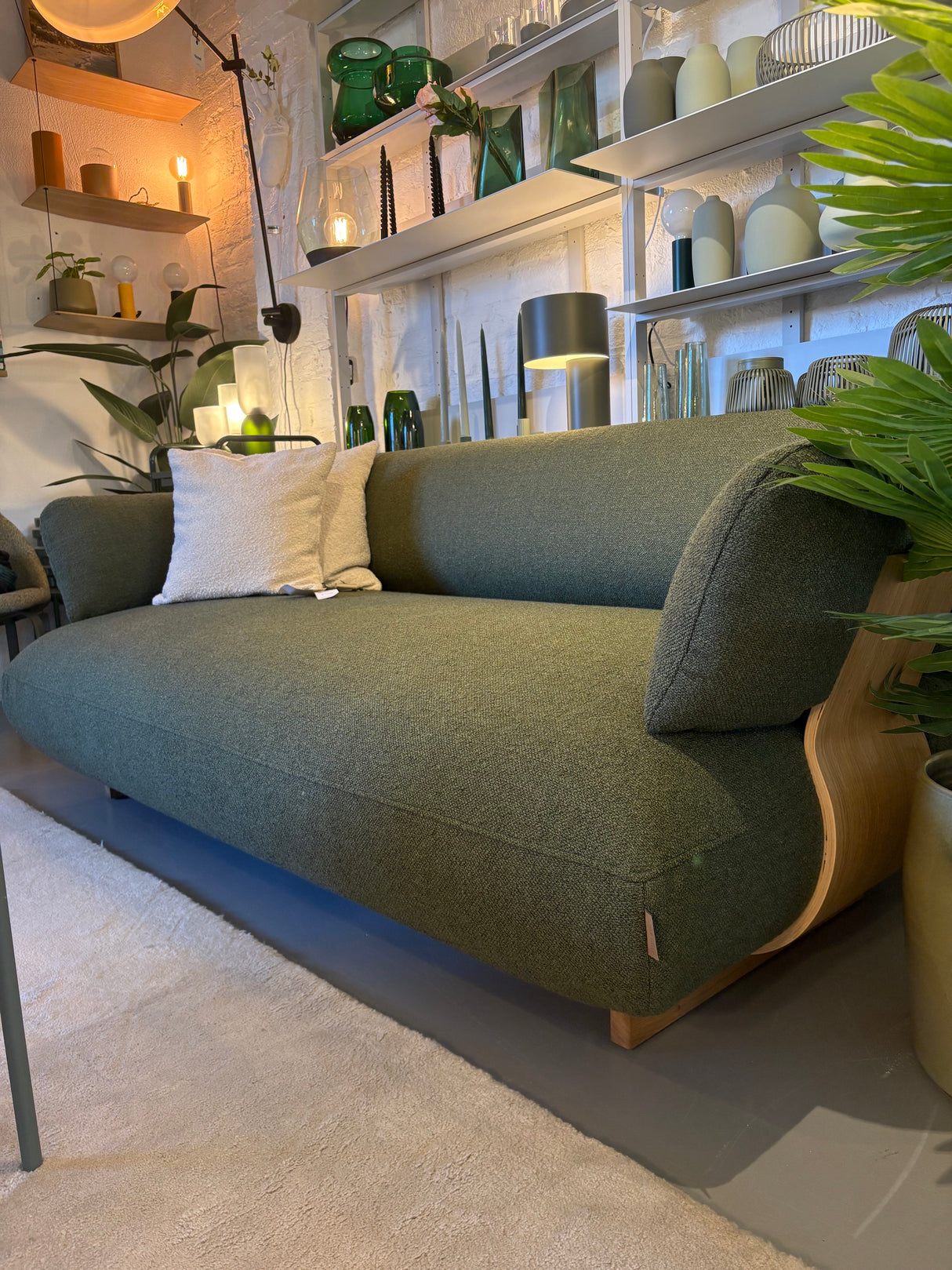 TOONZAALMODEL - MOCO SOFA
