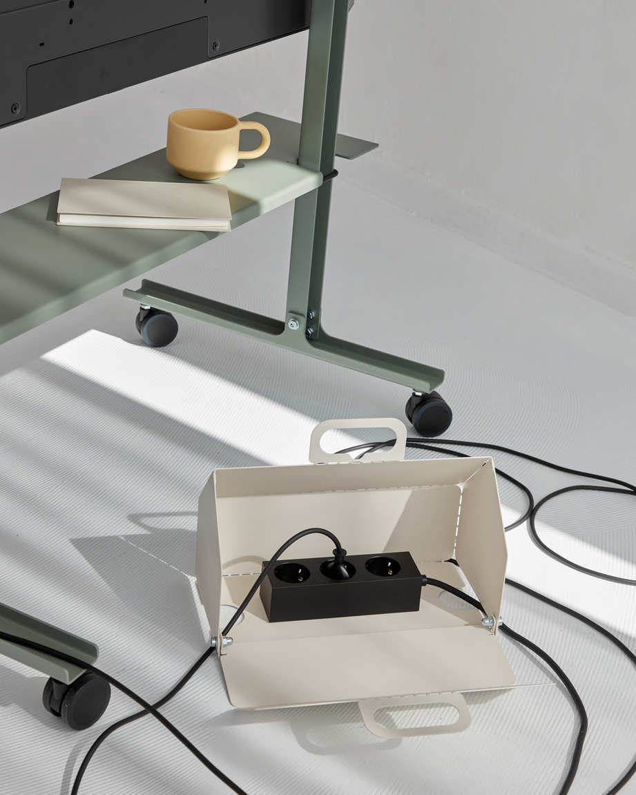 TV STAND STRAIGHT ROLLIN' - MOSSY GREEN