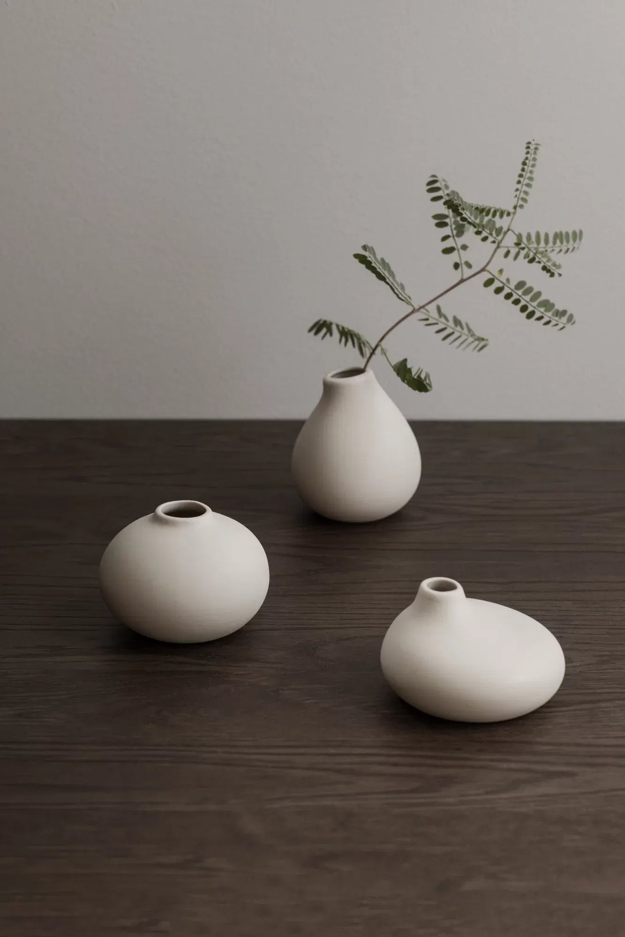 NONA WHITE - SET VAN 3 VAASJES