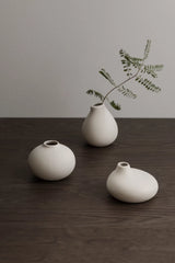 NONA WHITE - SET VAN 3 VAASJES