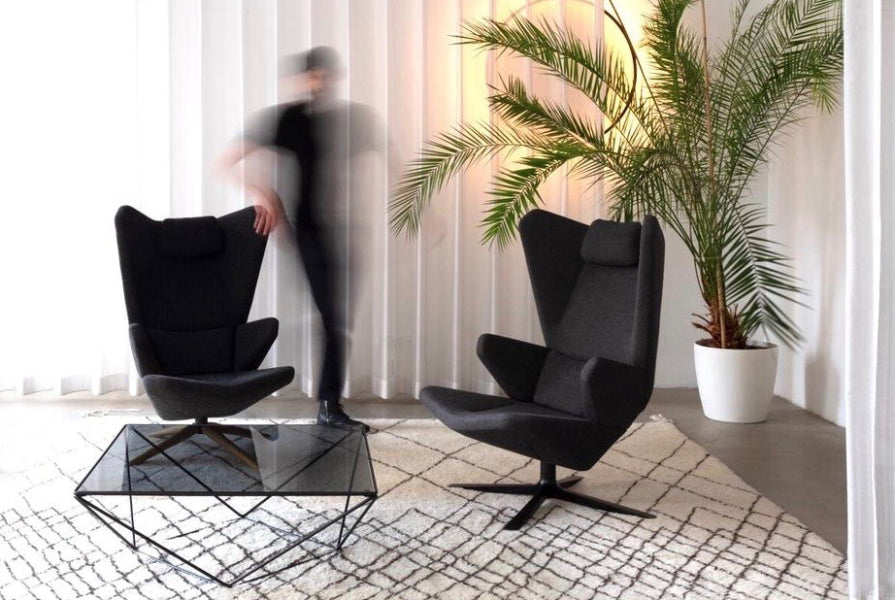 TRIFIDAE LOUNGE
