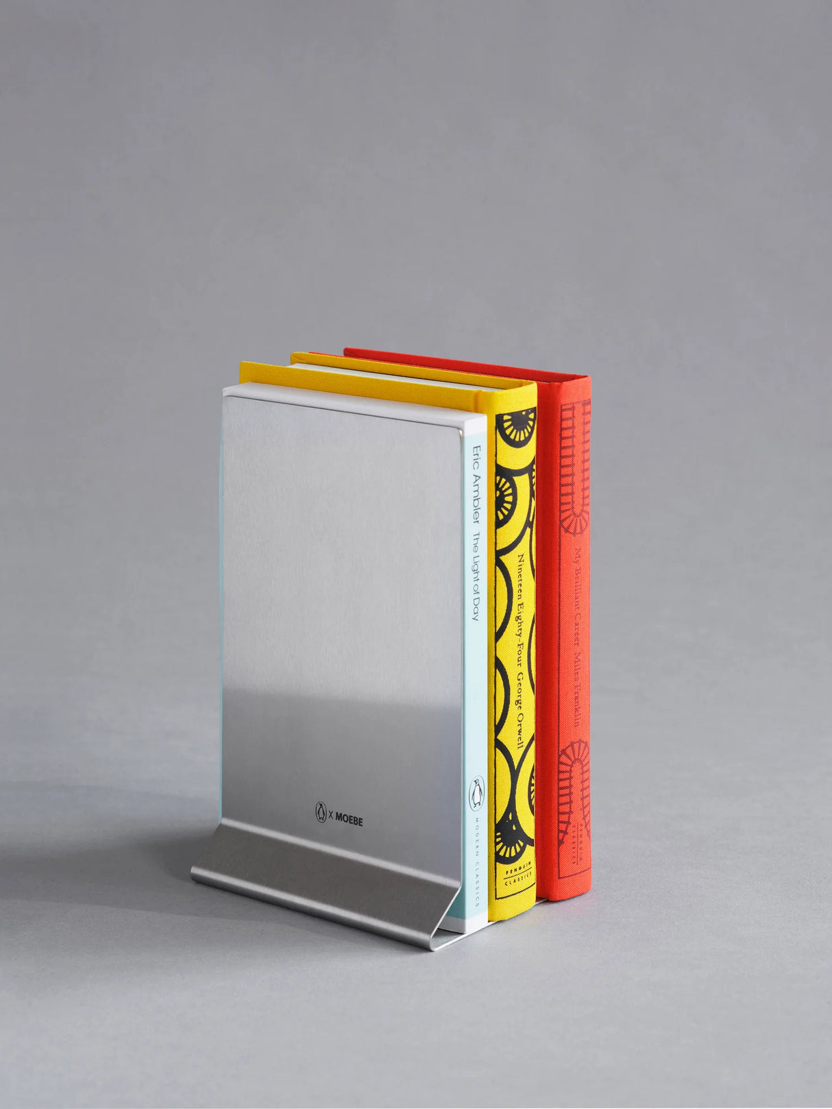 MOEBE BOOK STAND - CHROME