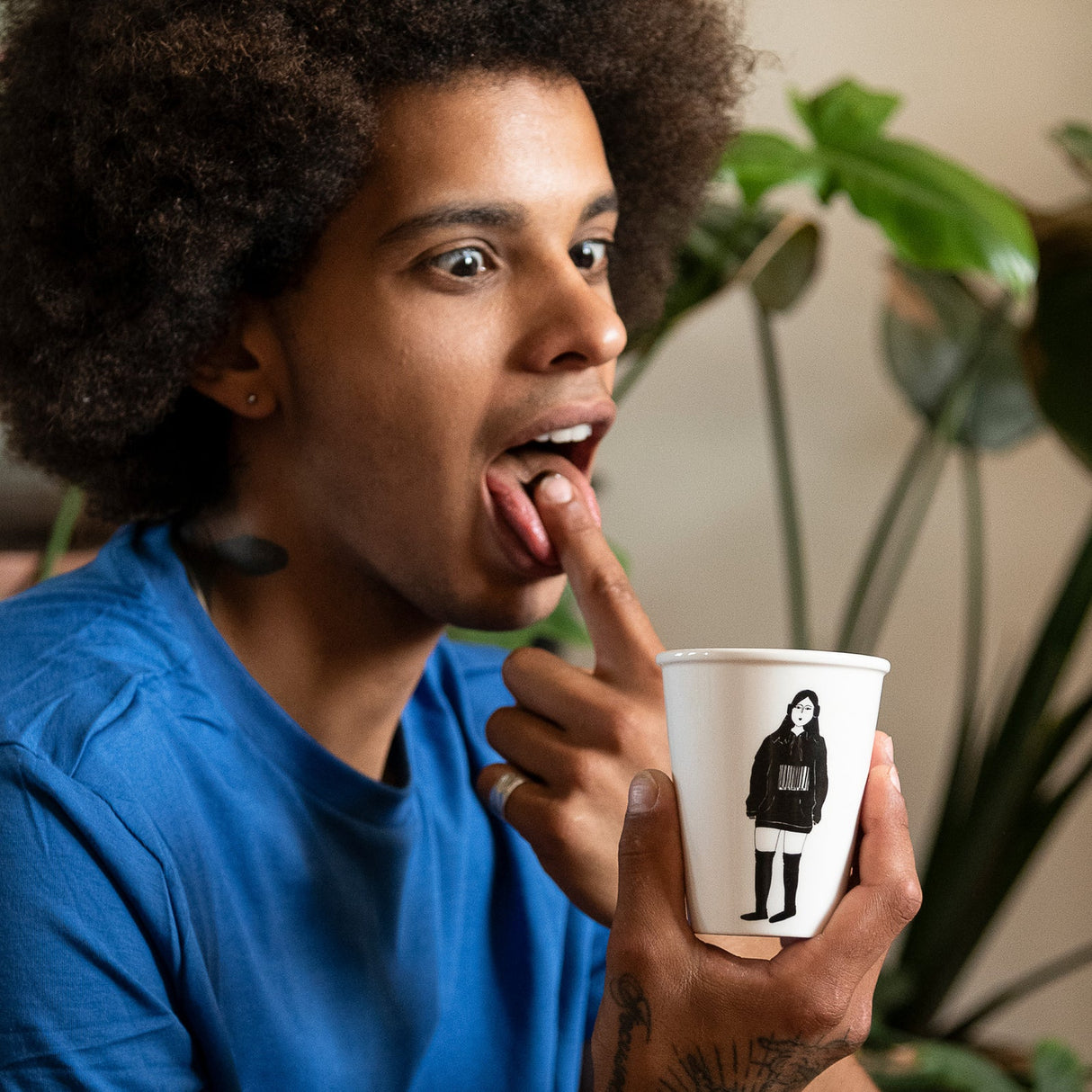 BEKER BARCODE GIRL
