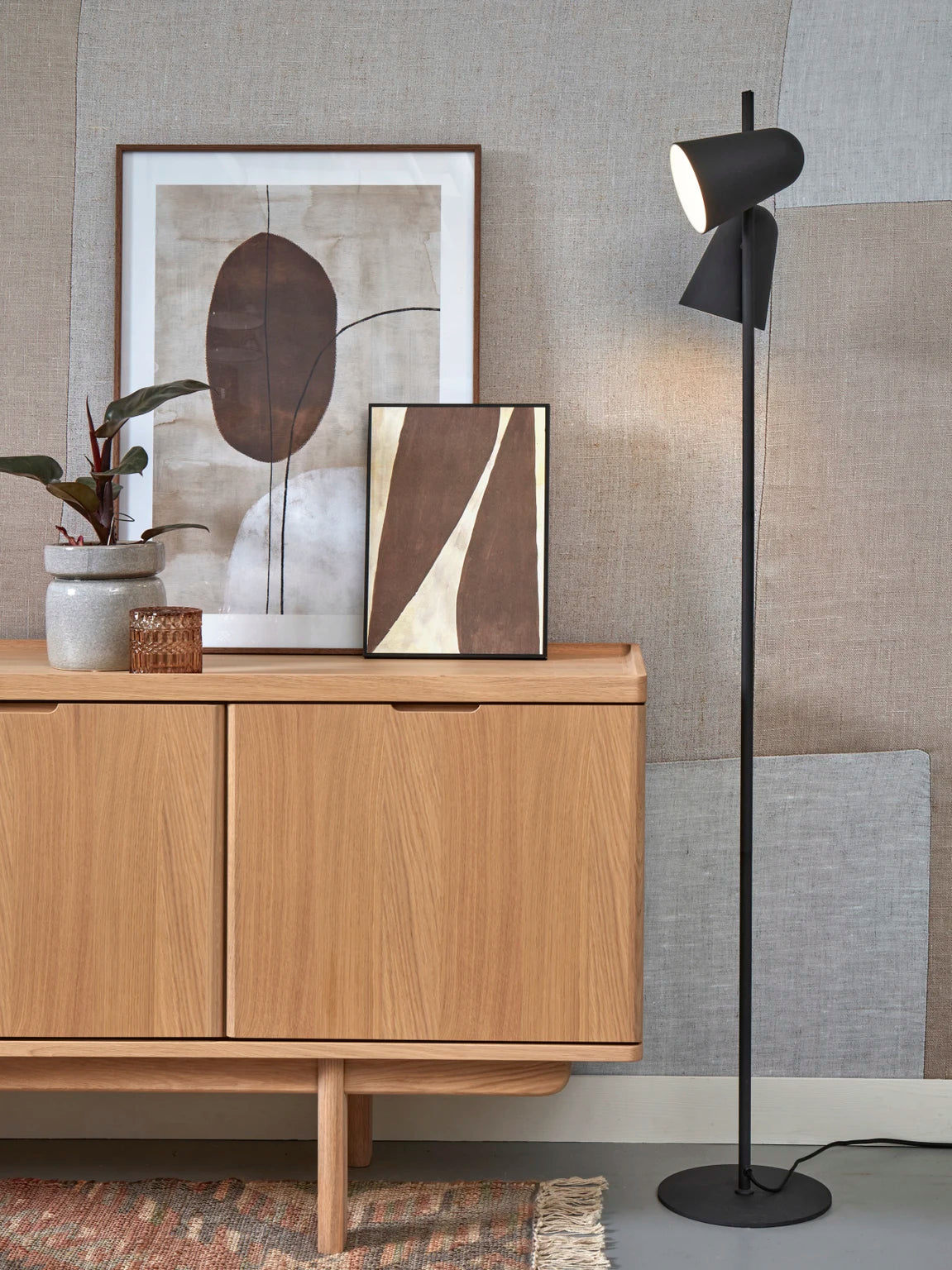 VLOERLAMP SALAMANCA / ZWART