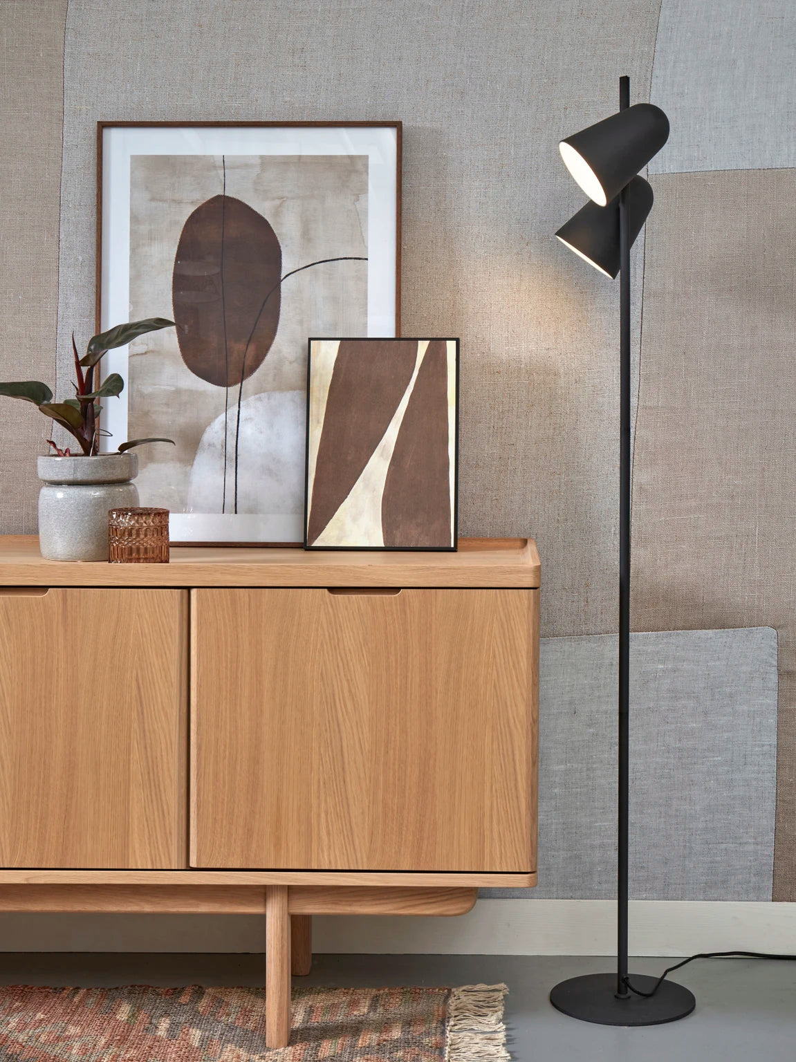 VLOERLAMP SALAMANCA / ZWART