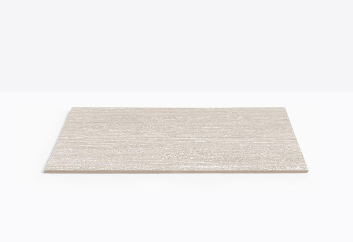 RIZZ OUTDOOR TAFEL
