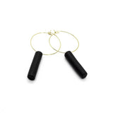 GOUDEN OORRINGEN - ZWARTE STAAF HANGER