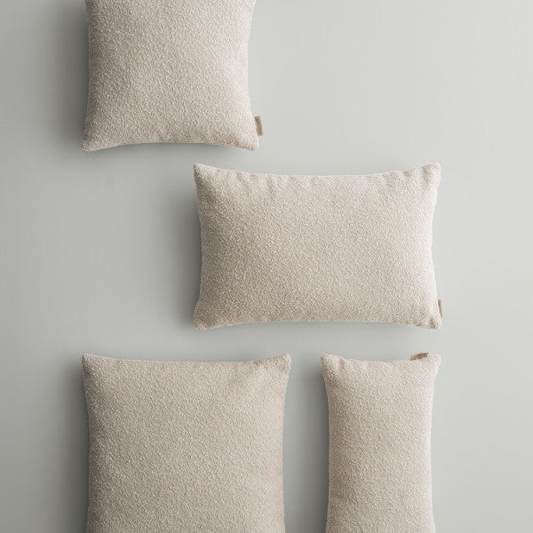 KUSSEN BOUCLE - MOONBEAM - 30x50