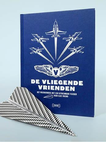 BOEK DE VLIEGENDE VRIENDEN
