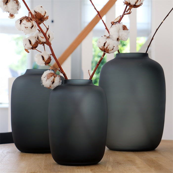 ARTIC VAAS SATIN GREY