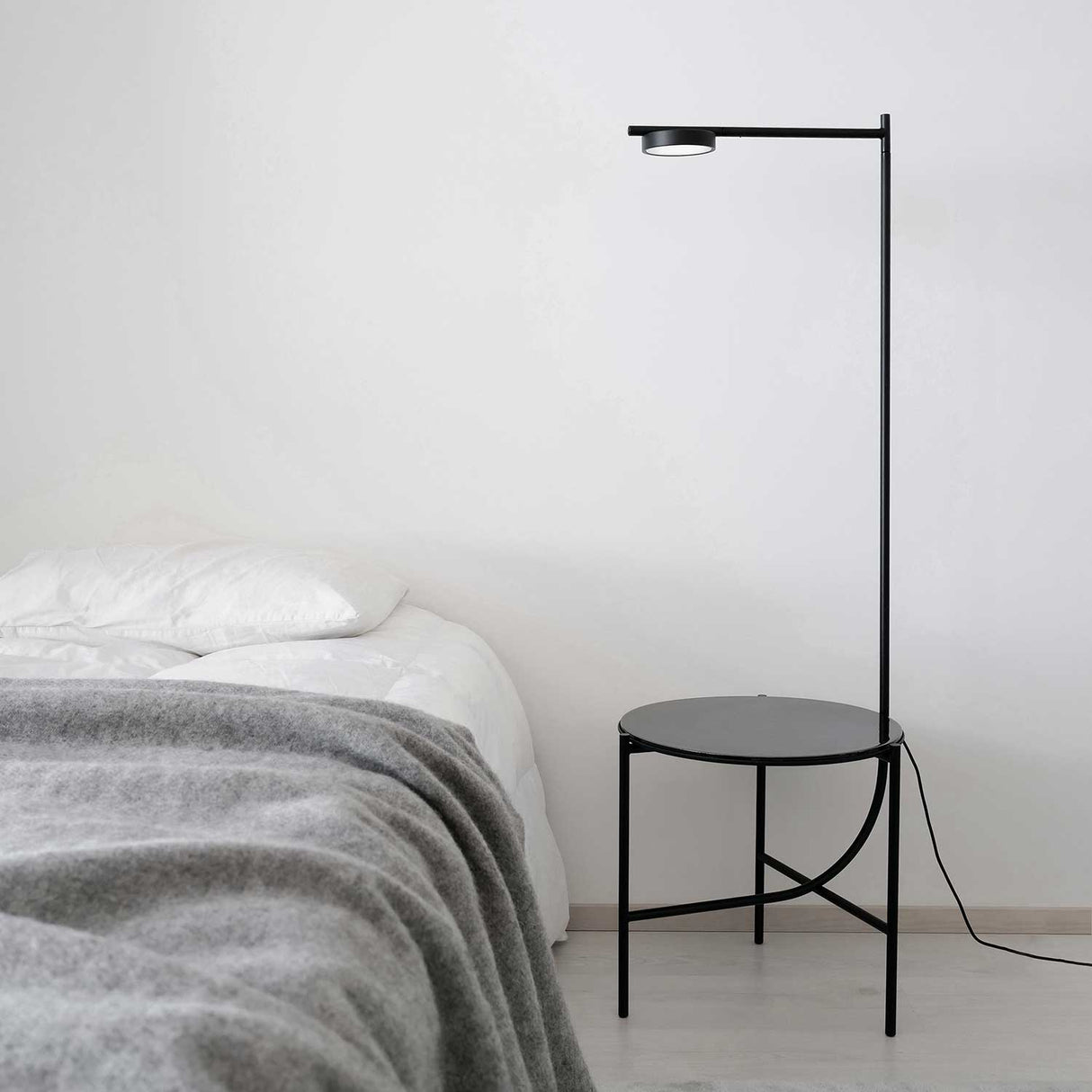 SHOWROOMMODEL IGRAM TABLE LAMP
